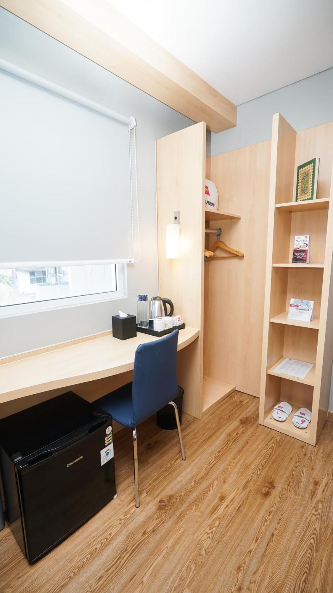 Ibis Jakarta Senen Exteriér fotografie