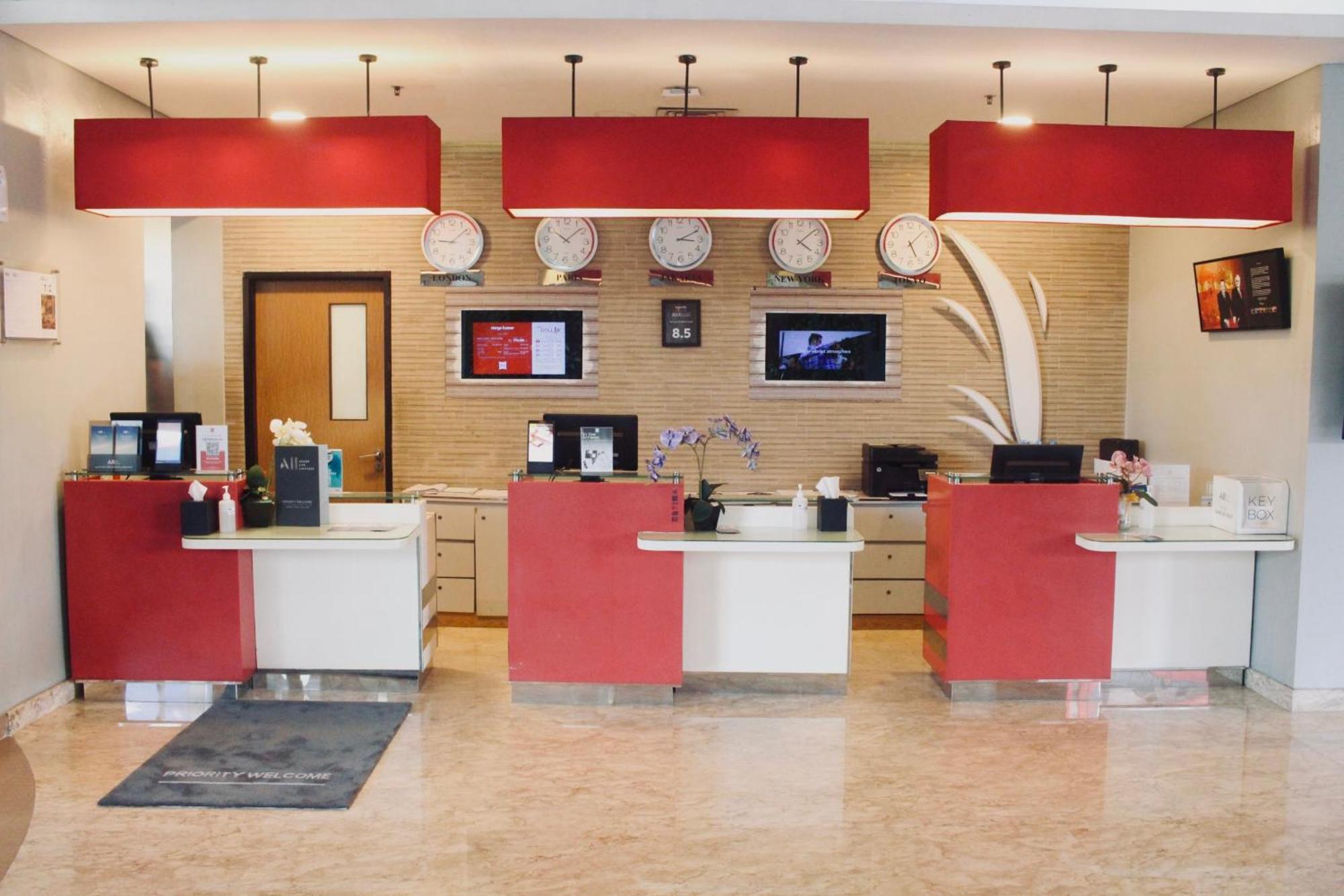 Ibis Jakarta Senen Exteriér fotografie
