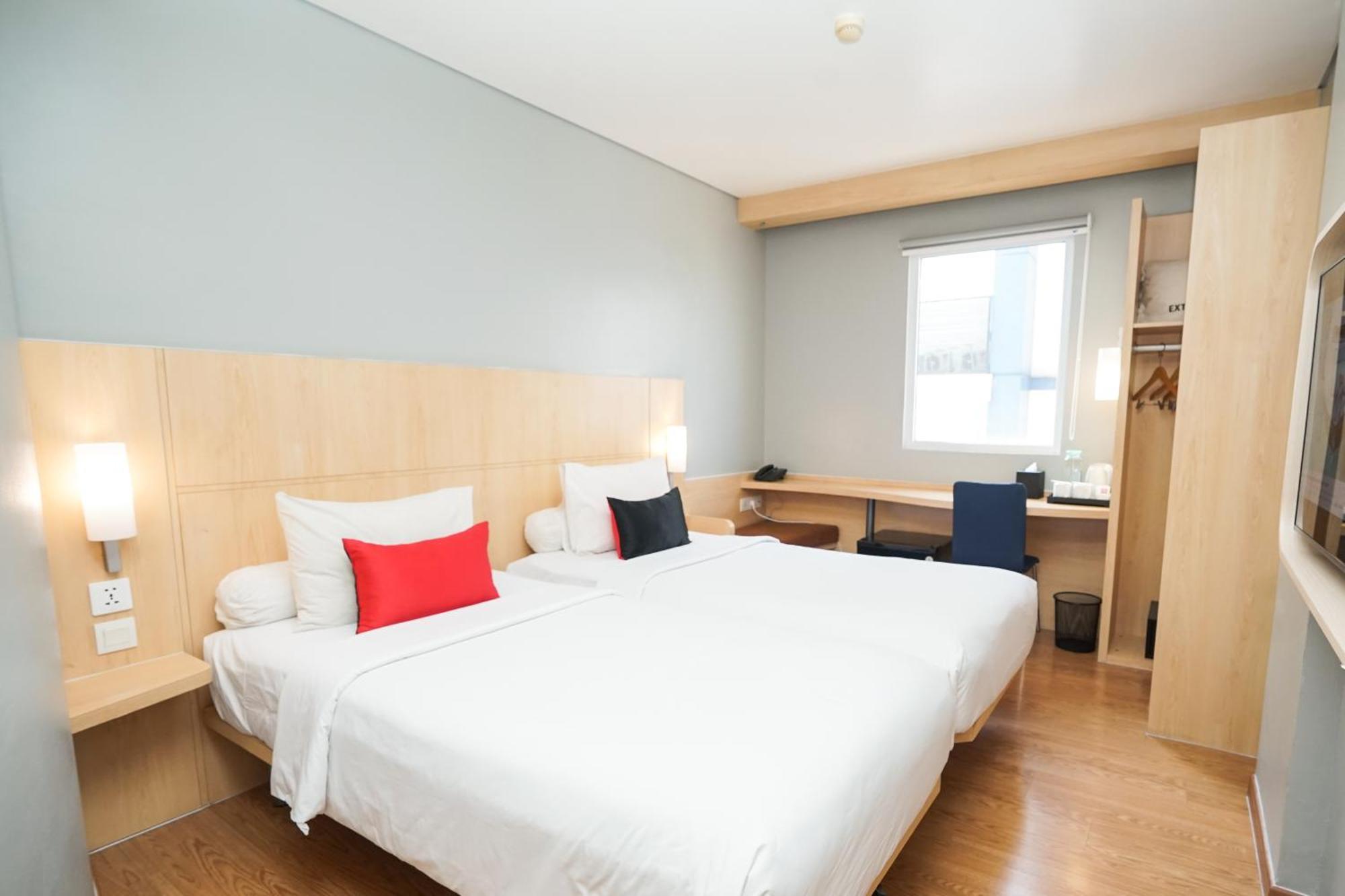 Ibis Jakarta Senen Exteriér fotografie