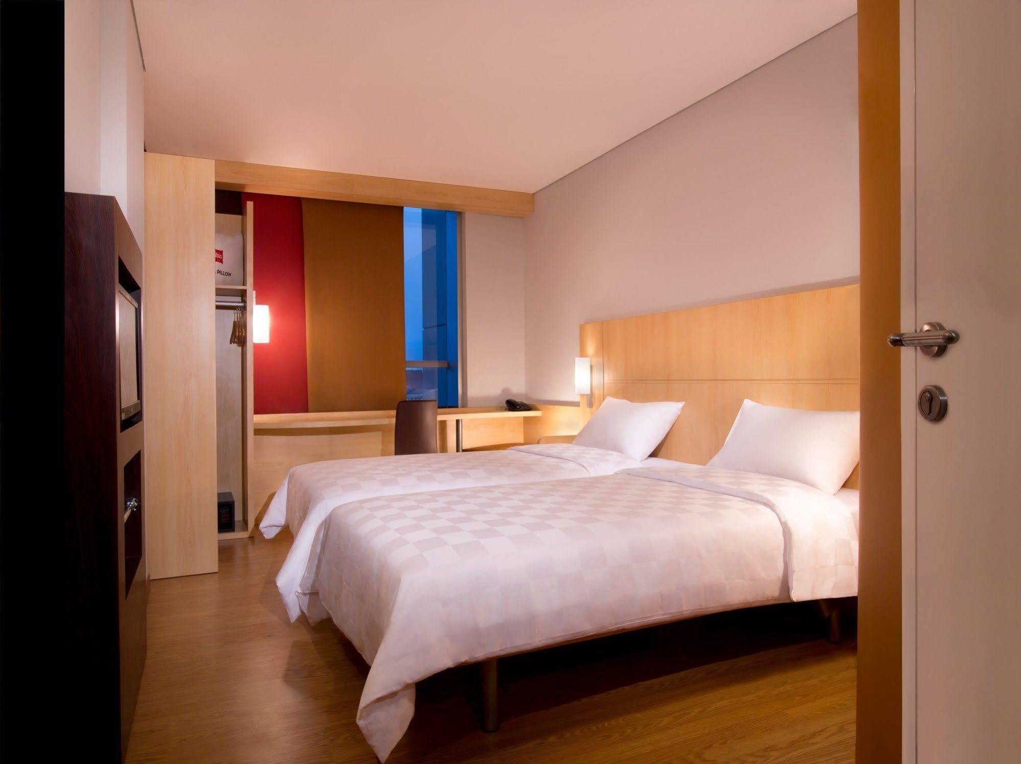Ibis Jakarta Senen Exteriér fotografie